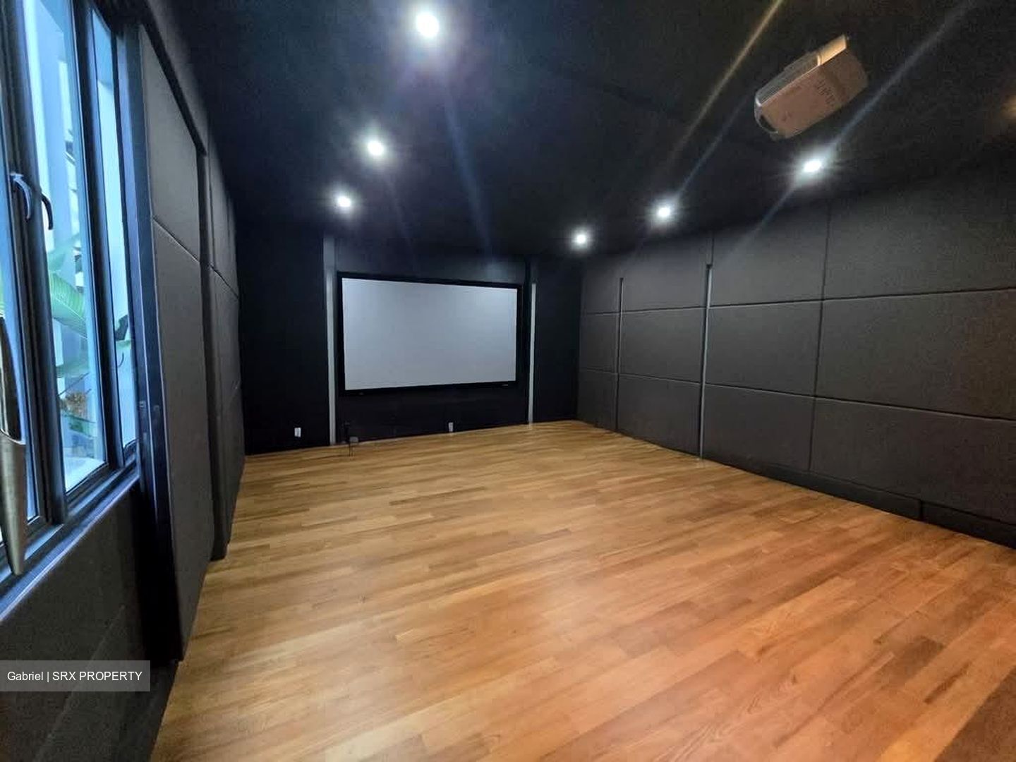 Bishopsgate (D10), Detached #576295691
